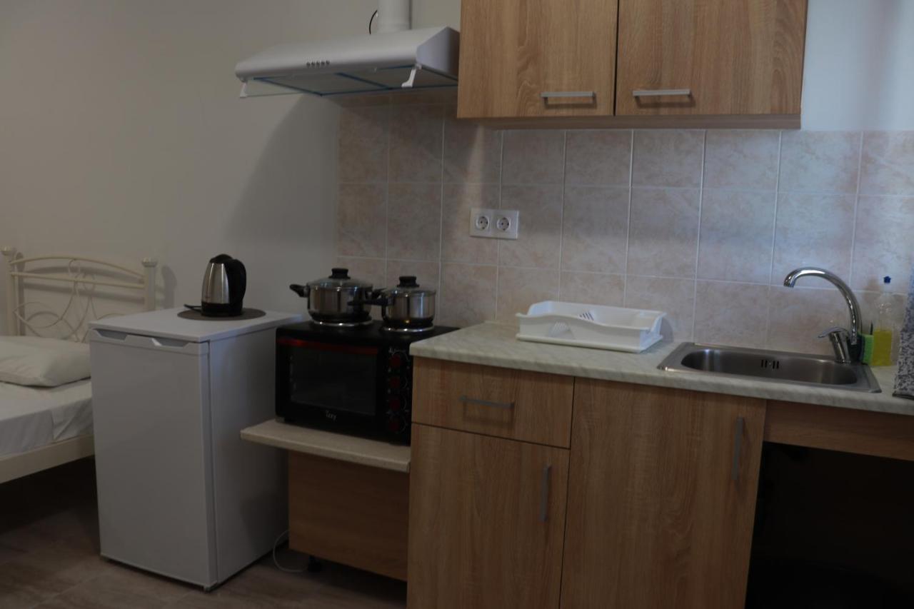Christos Family δ Apartment